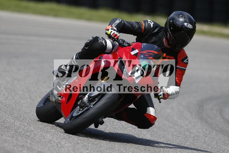 /15 13.05.2025 Max Racing ADR/Gruppe gruen/77